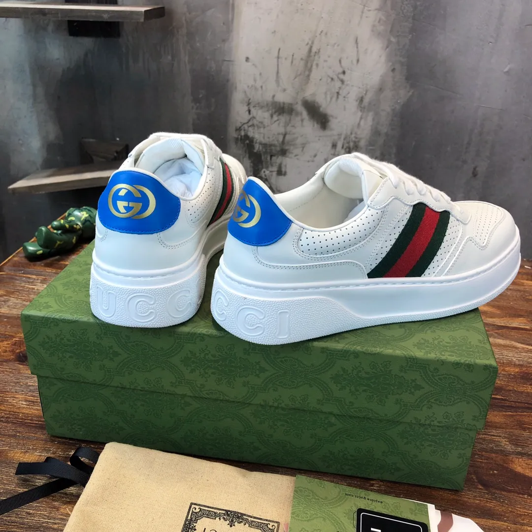 P700💰【Ready stock】Dongguan version (different from market products) Upgraded version 35-45 couple model Gucci2021 latest men's and women's casual biscuit shoes, original mold opening, set last version, perfect series! Welcome to taste. Original coding process. Fabric: First-layer cowhide Lining: Silk cowhide Outsole: Original TPU outsole